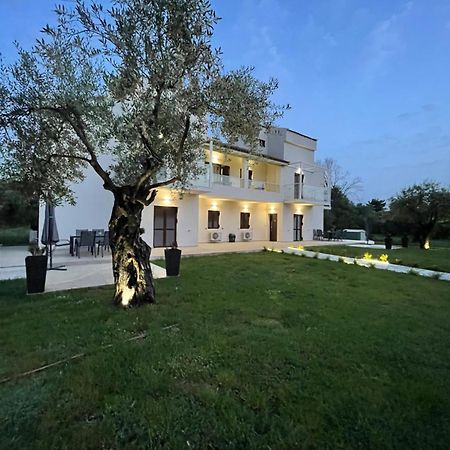 Villa Rodelia Roda  Ruang foto